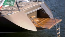 FARANDWIDE - Transom and Swiming Platform